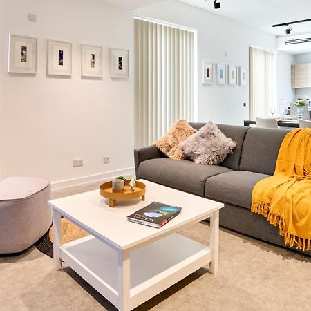 Stylish Apartment In Tigne Point Sliema Exteriör bild