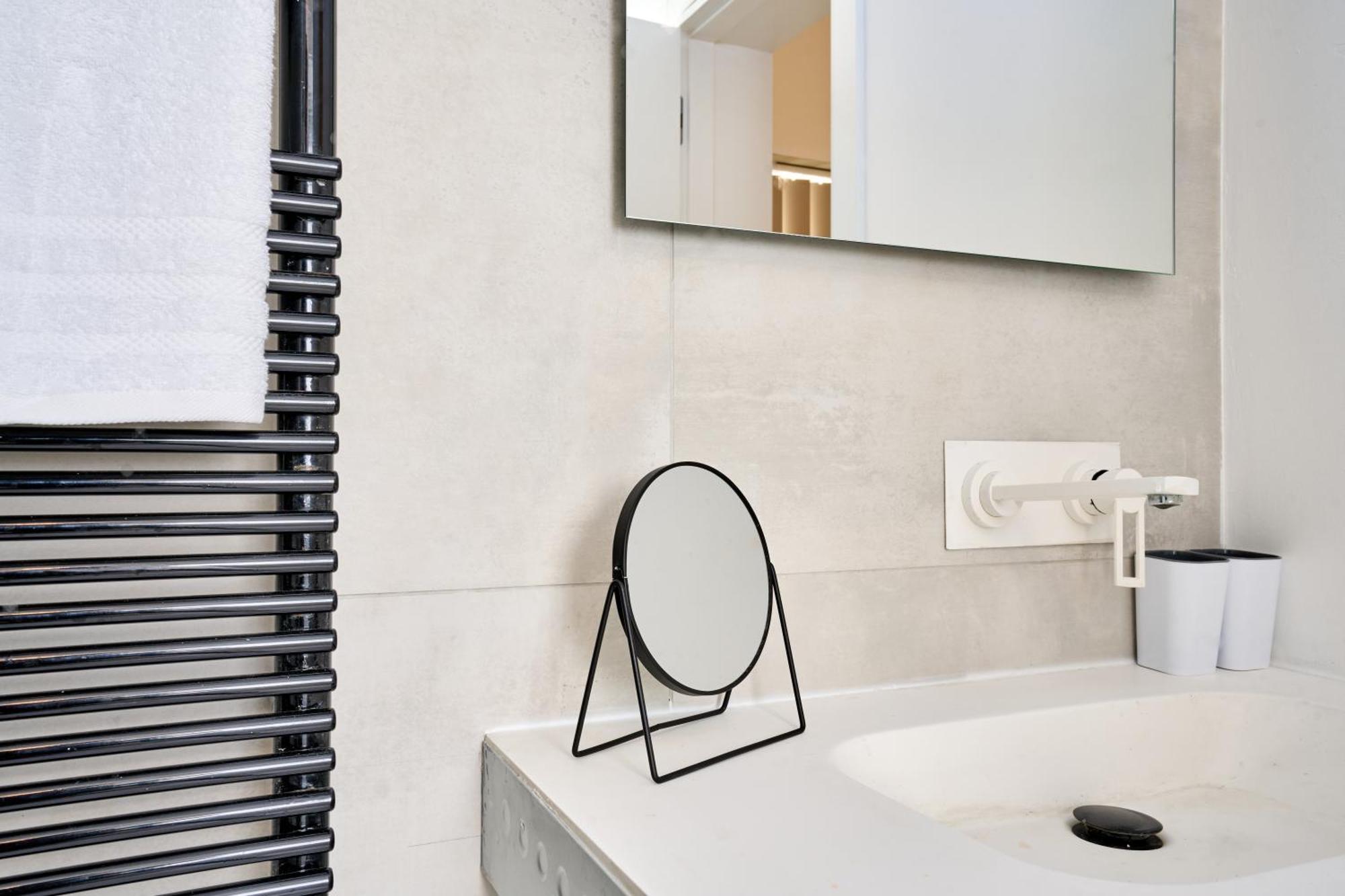 Stylish Apartment In Tigne Point Sliema Exteriör bild