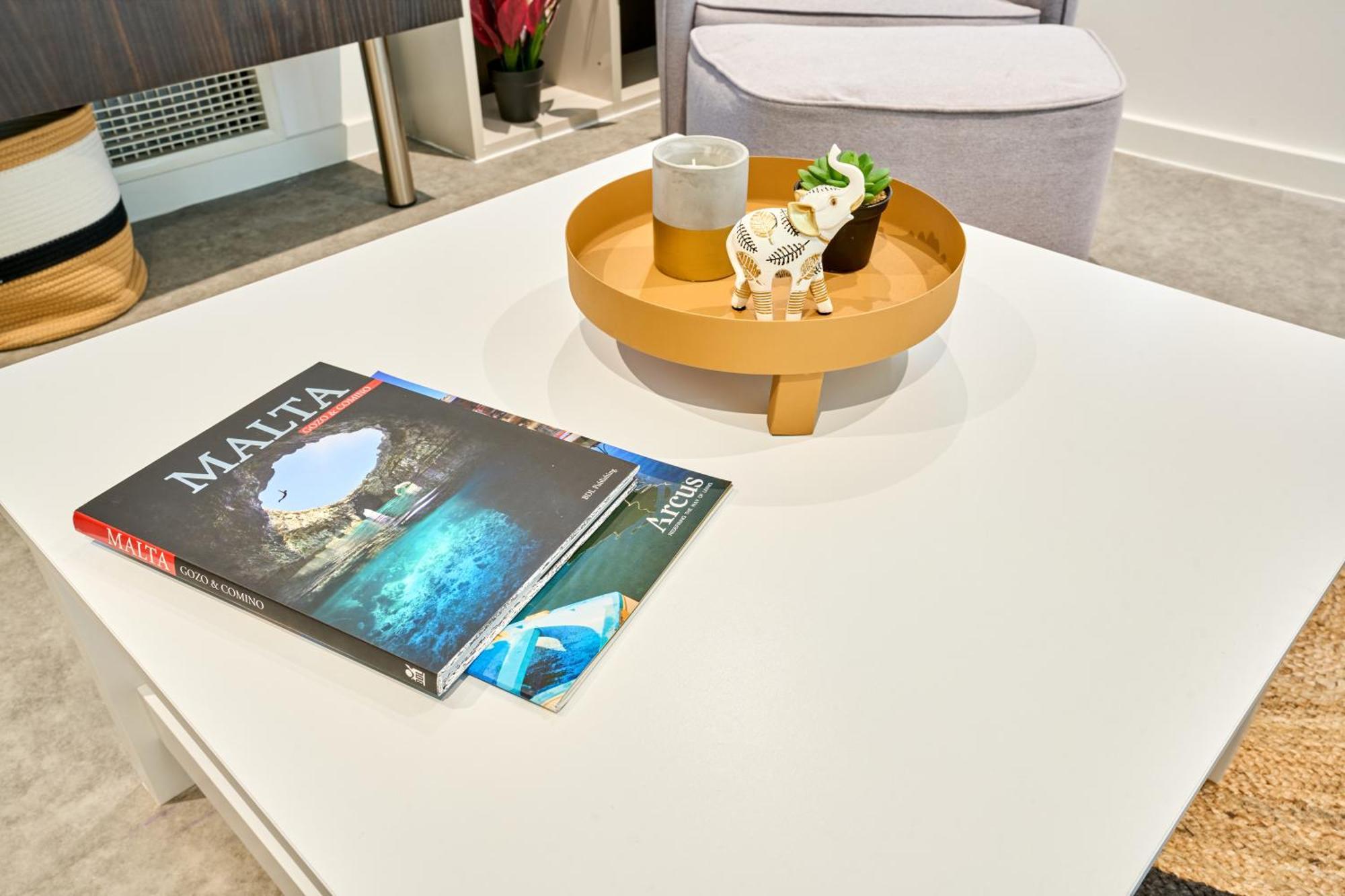 Stylish Apartment In Tigne Point Sliema Exteriör bild