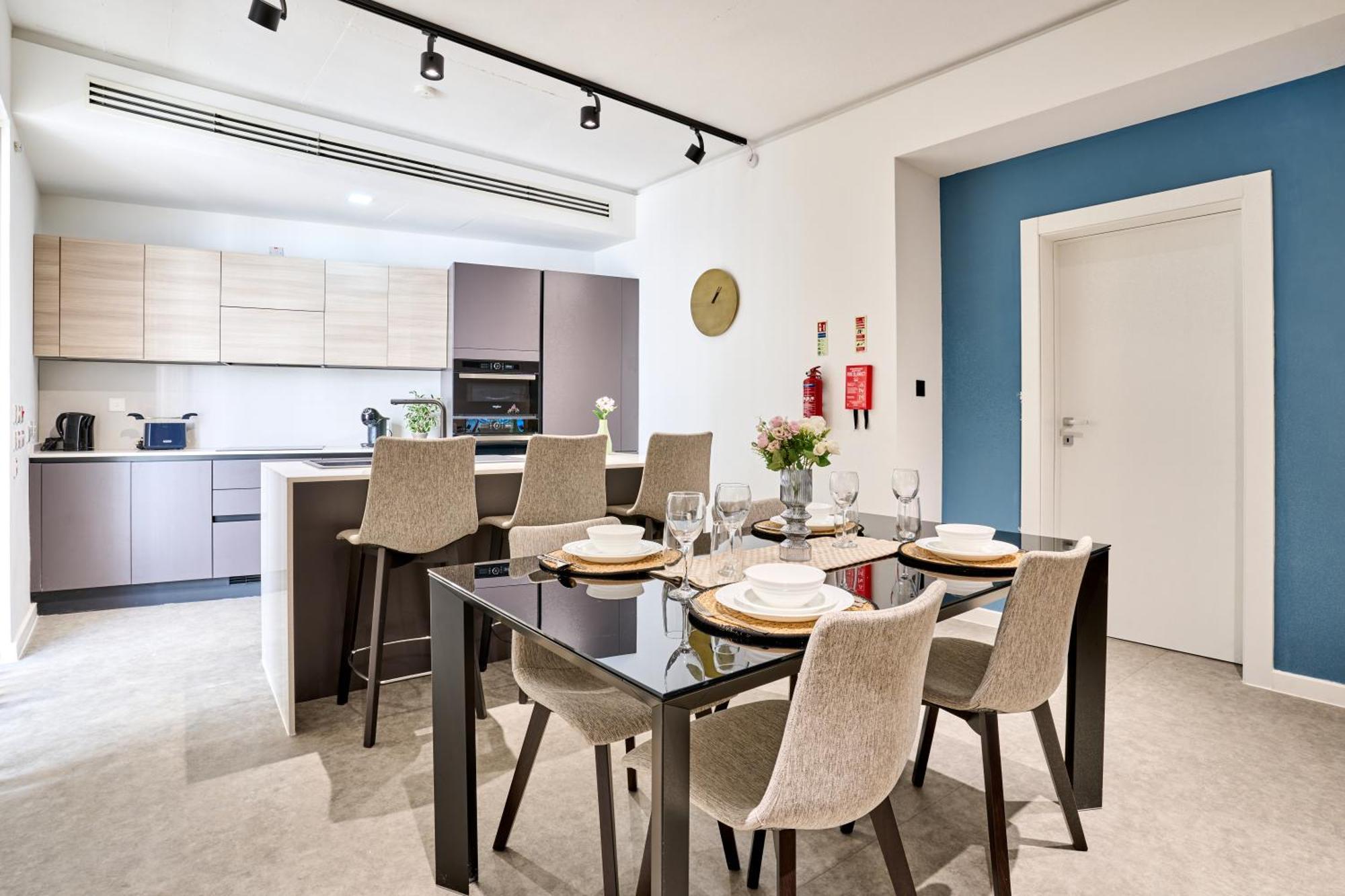 Stylish Apartment In Tigne Point Sliema Exteriör bild
